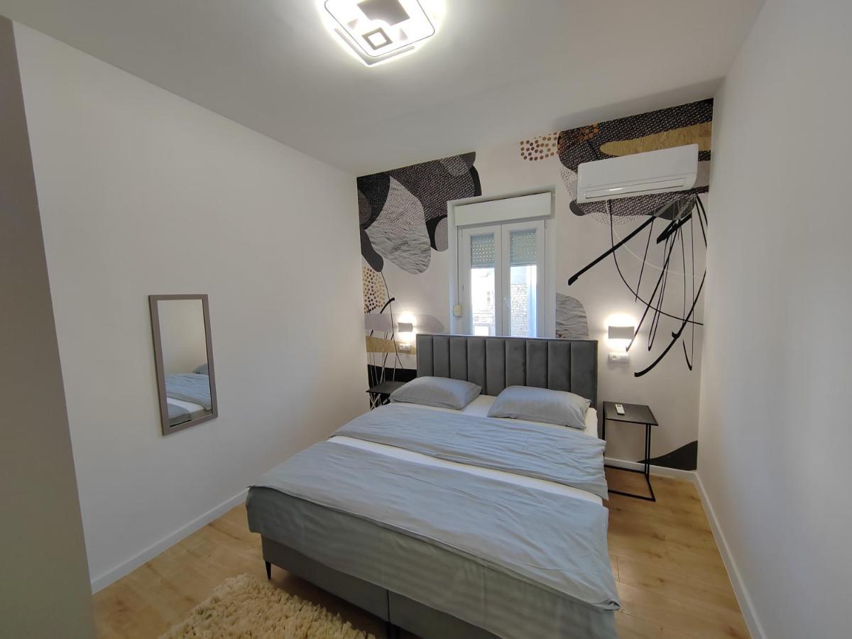 Town Square Apartment Zadar Eksteriør bilde