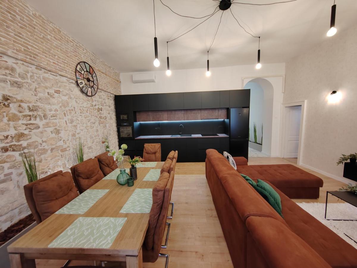Town Square Apartment Zadar Eksteriør bilde