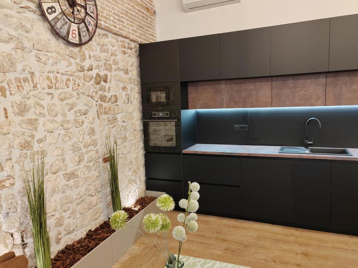 Town Square Apartment Zadar Eksteriør bilde