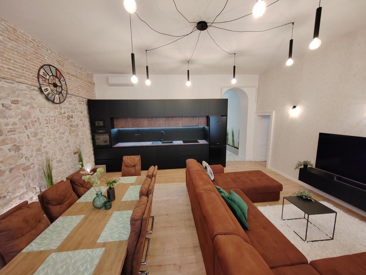 Town Square Apartment Zadar Eksteriør bilde
