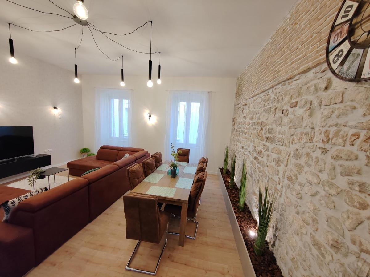 Town Square Apartment Zadar Eksteriør bilde