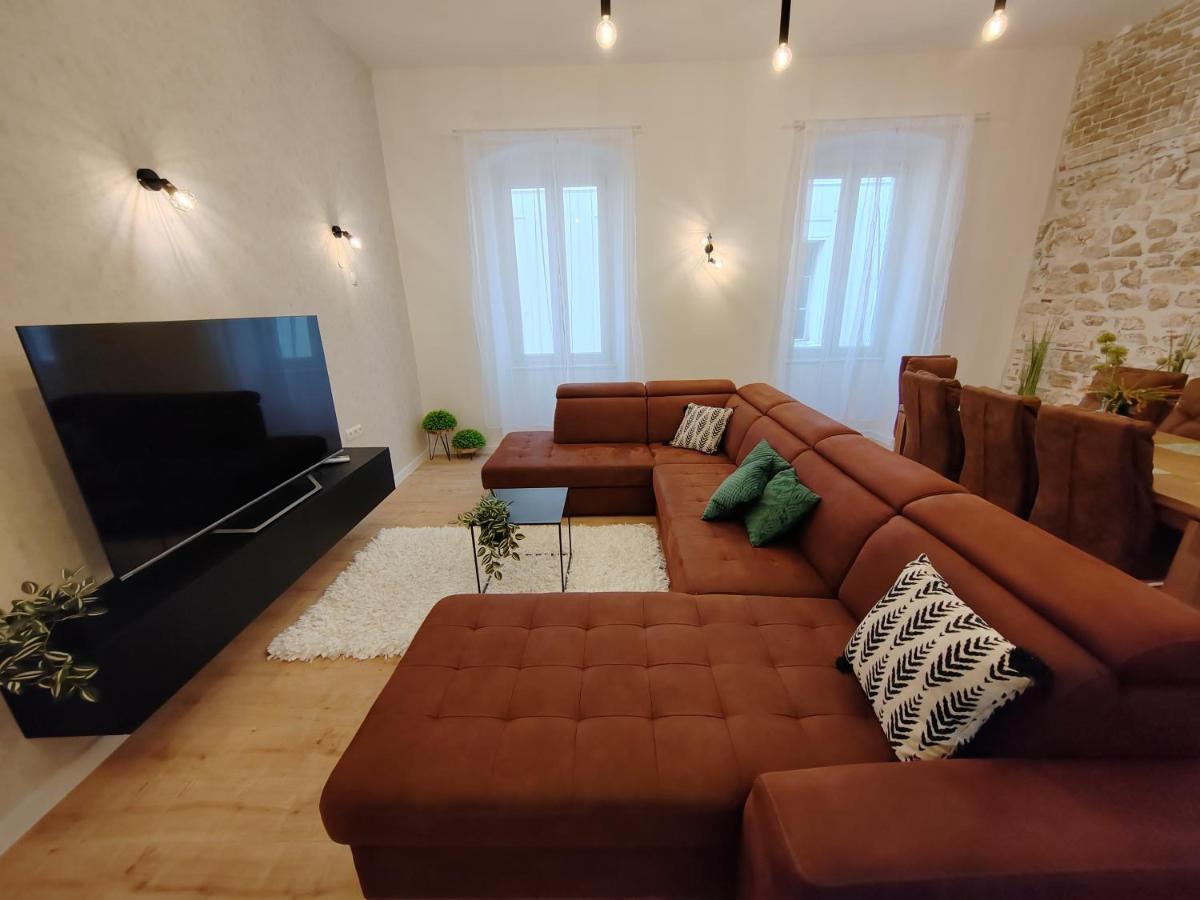 Town Square Apartment Zadar Eksteriør bilde