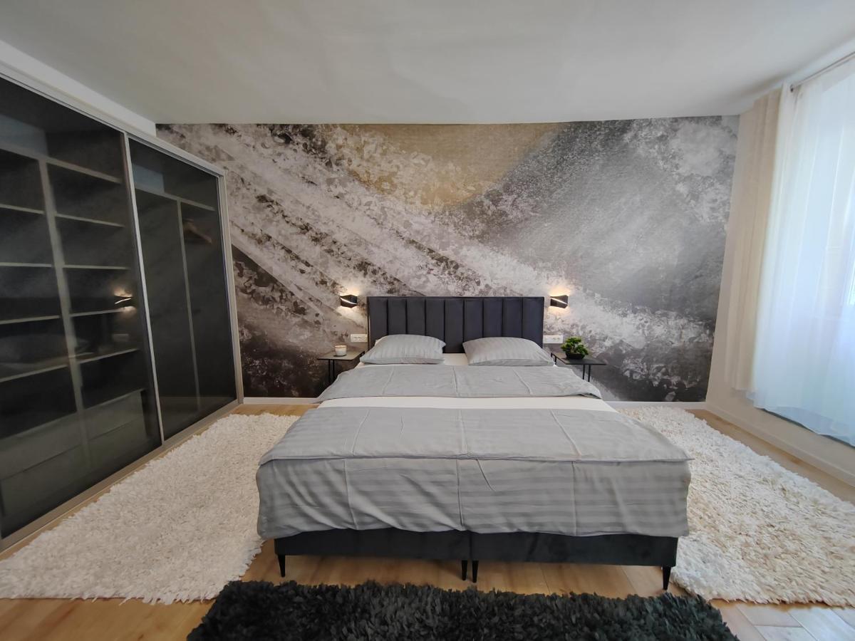 Town Square Apartment Zadar Eksteriør bilde